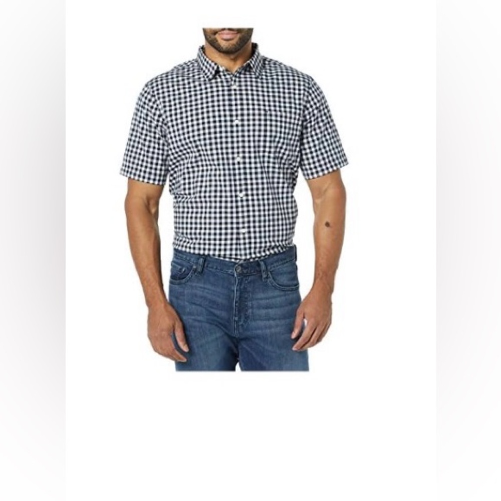 Men's Short-Sleeve Gingham Button-Down Shirt — Black & White